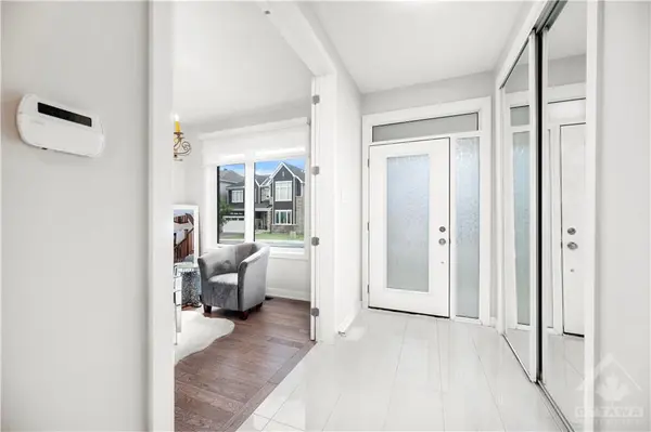 1828 HAIKU ST, Ottawa, ON K2J 6W5