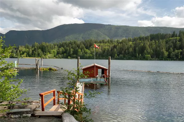 Lake Cowichan, BC V0R 2G0,8604 North Shore Rd