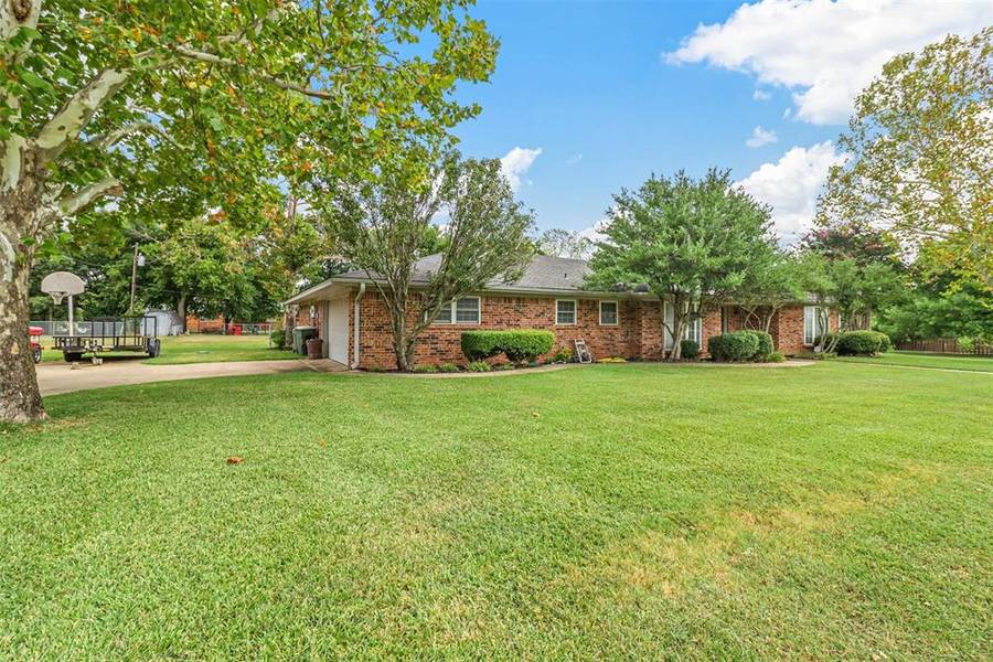 189 B Texoma Terrace Road, Denison, TX 75020