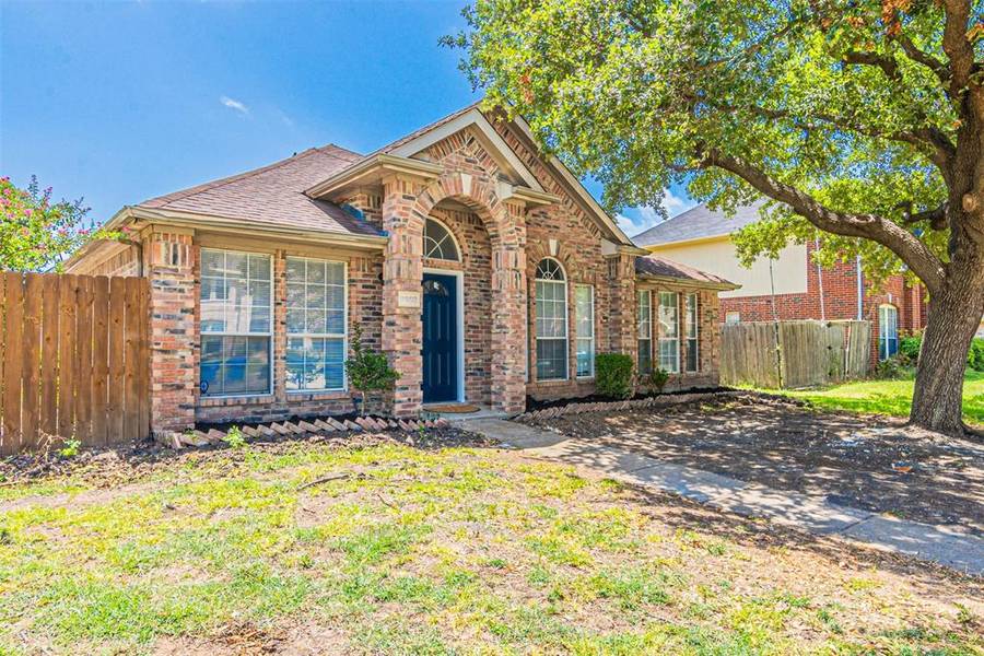 7502 Gillon Drive, Rowlett, TX 75089