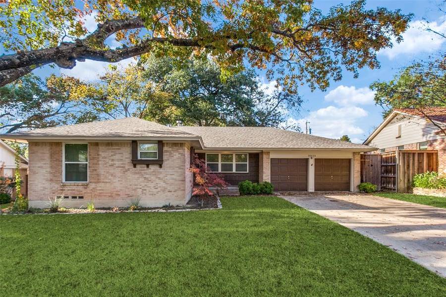 10523 Lake Gardens Drive, Dallas, TX 75218