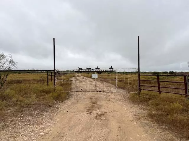 Brady, TX 76825,2521 -- County Rd 414