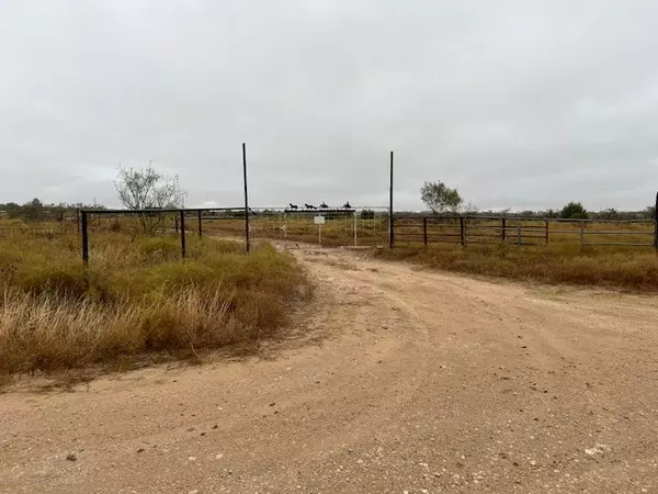 Brady, TX 76825,2521 -- County Rd 414