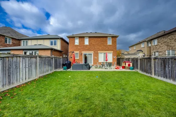 Milton, ON L9T 8H9,500 Carbert CRES