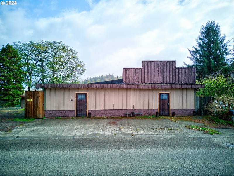 1516 SOUTHWEST BLVD, Coos Bay, OR 97420