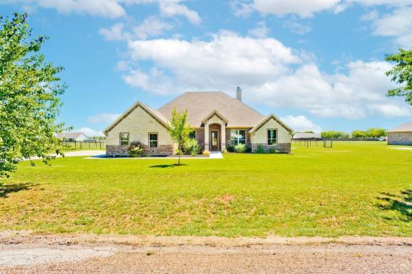 265 County Road 1105, Rio Vista, TX 76093