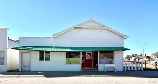 206 N Main St, Kit Carson, CO 80825