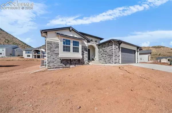 Monument, CO 80132,4732 Foothills Flash CT