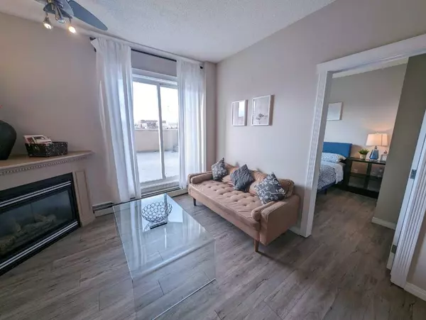 Calgary, AB T2E2Z8,1507 Centre A ST NE #212