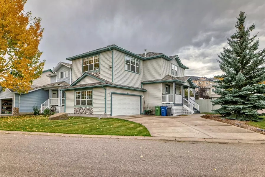 114 Bow Ridge CRES, Cochrane, AB T3B 3R6