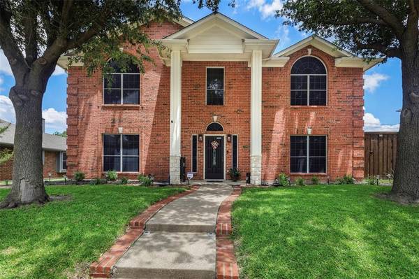 7006 Barton Creek Drive, Rowlett, TX 75089