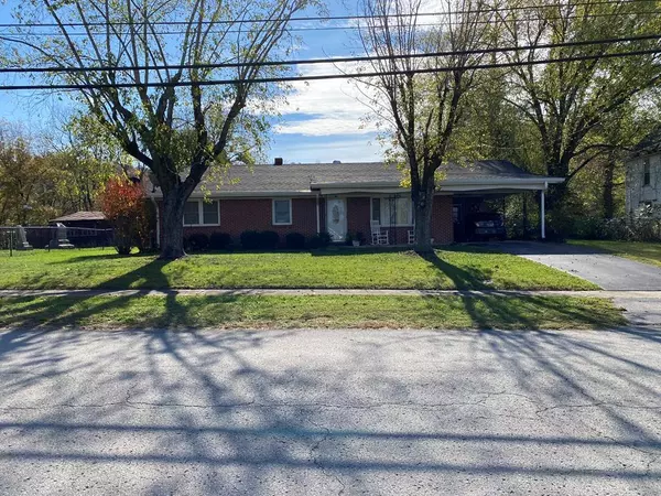 Livingston, TN 38570,209 E Cedar St