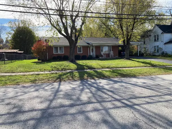 Livingston, TN 38570,209 E Cedar St