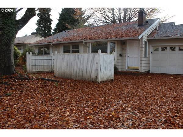 4246 SE WASHINGTON ST, Milwaukie, OR 97222