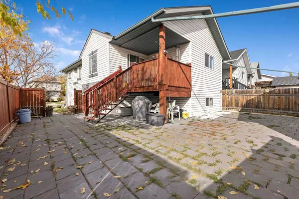 Calgary, AB T3K 4M2,36 Covington Close NE