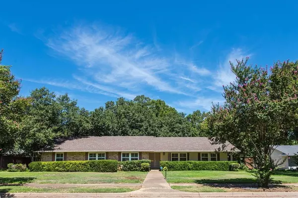 4225 Reaumur Drive, Dallas, TX 75229