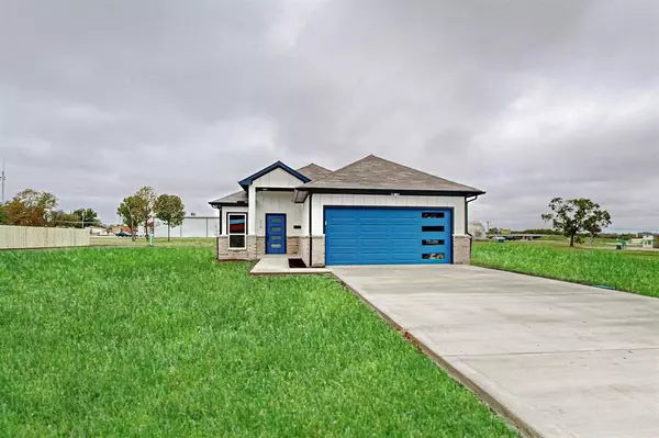 210 E Rusk, Rice, TX 75155