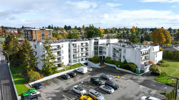 290 Regina Ave #310, Saanich, BC V8Z 6S6