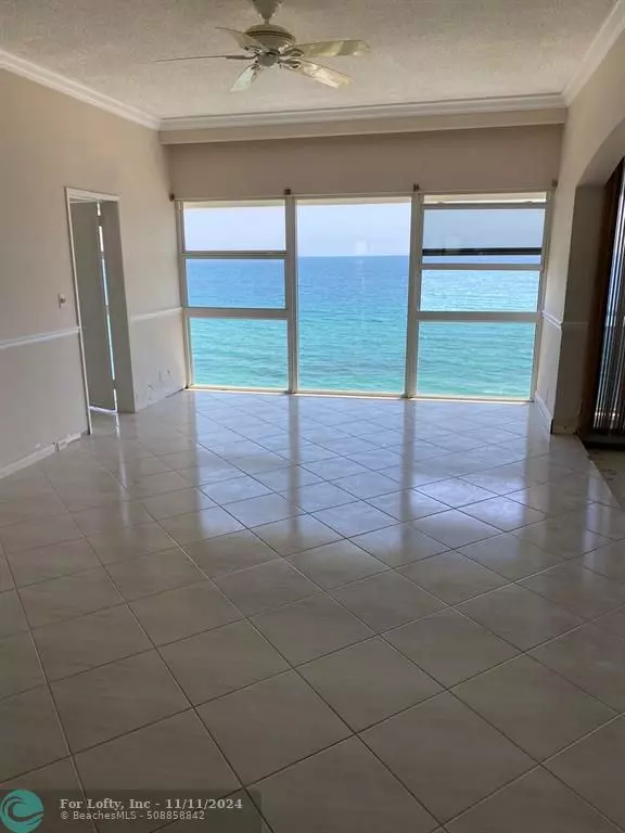 Deerfield Beach, FL 33441,500 SE 21st Ave  #805