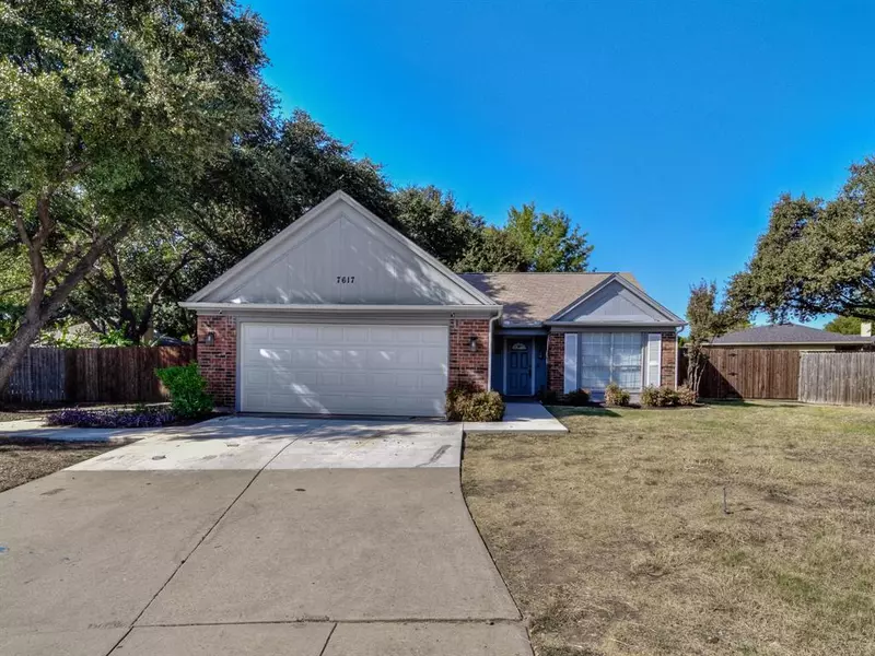 7617 Honeybee Court, Fort Worth, TX 76137