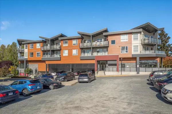 Nanaimo, BC V9R 1W7,525 Third St #204