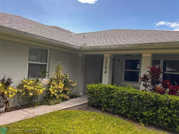 1744 N DOVETAIL DRIVE  #C, Fort Pierce, FL 34982