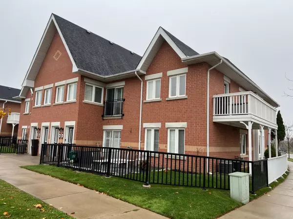 Burlington, ON L7L 6R7,1701 Lampman AVE #601