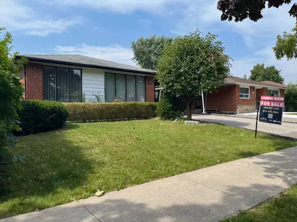 Toronto W10, ON M9V 3L6,39 Langfield CRES