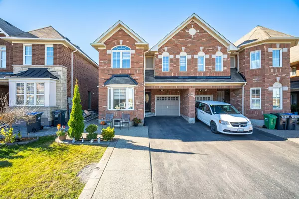 12 Apple Valley WAY, Brampton, ON L6P 3P8