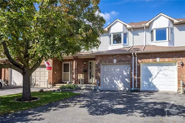 Barrhaven, ON K2J 4L3,21 GRENADIER WAY