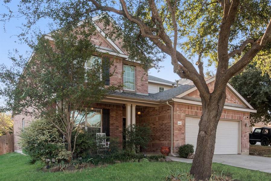 3916 Yarberry Court, Fort Worth, TX 76262