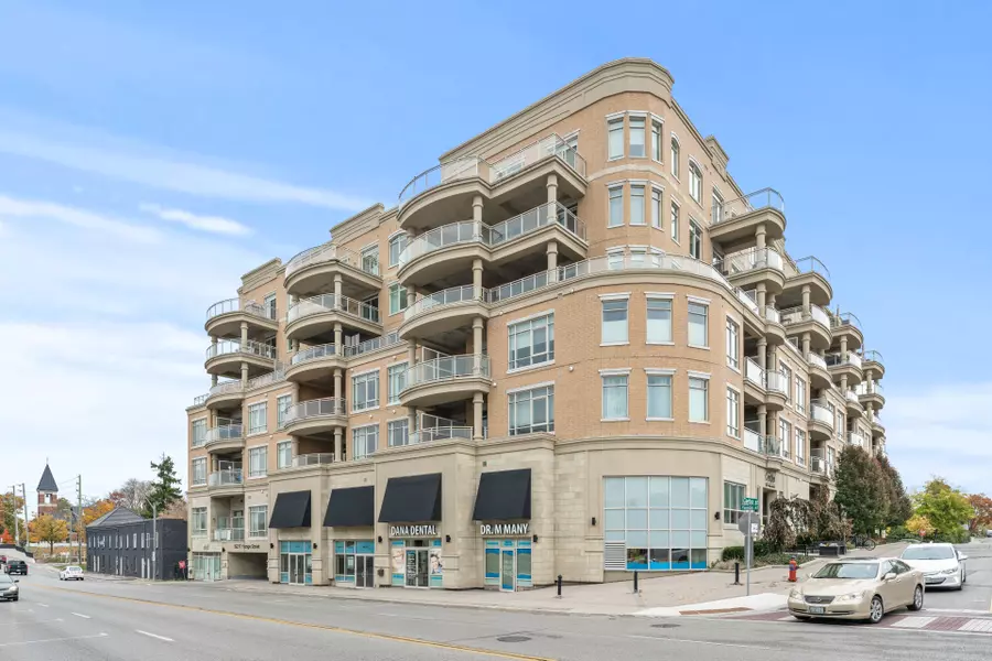 15277 Yonge ST #306, Aurora, ON L4G 1Y3