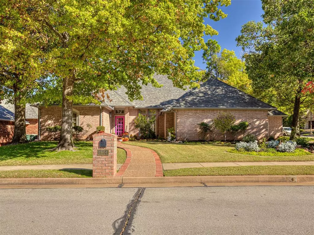 Edmond, OK 73013,1604 Breckenridge Drive