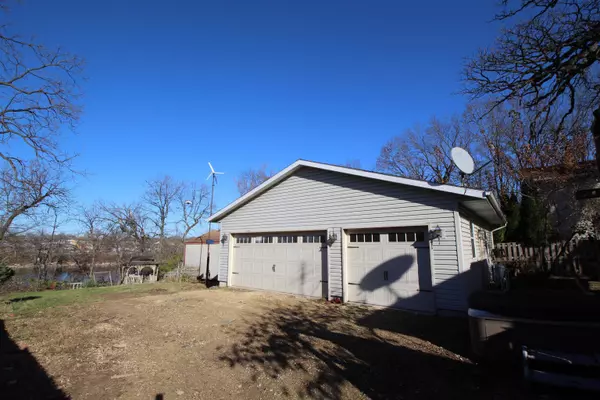 Rockton, IL 61072,131 W RIVER Street