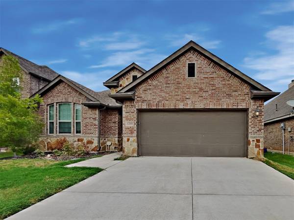 1236 Trumpet Drive, Fort Worth, TX 76131