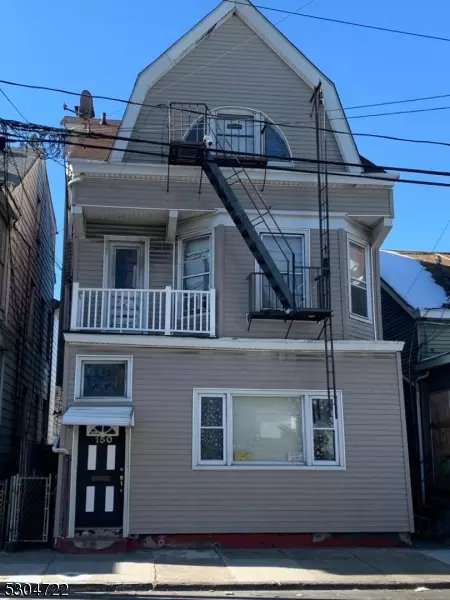 150 Martin St, Paterson City, NJ 07501