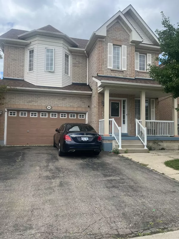 104 Masters Green CRES, Brampton, ON L7A 3K2