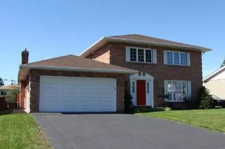 812 Chelsea CRES, Cornwall, ON K6H 6Y4