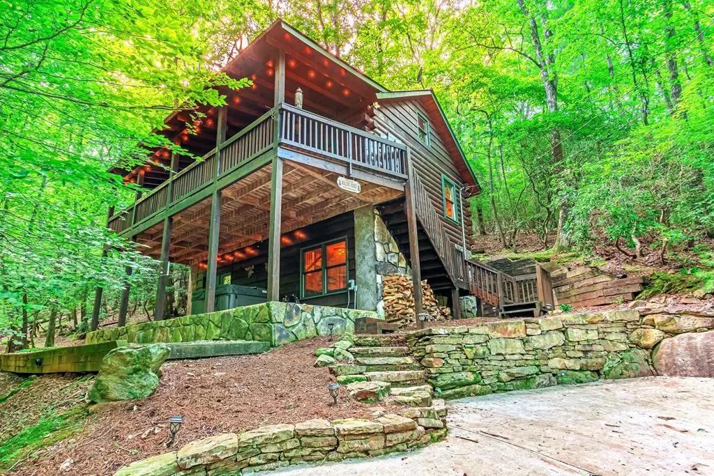 Ellijay, GA 30536,341 Valley View Road