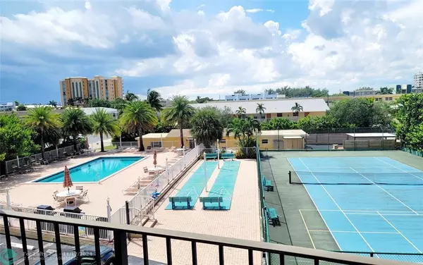 Pompano Beach, FL 33062,1009 N Ocean Blvd  #303