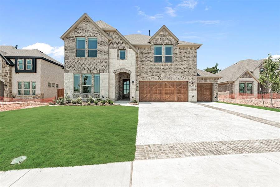 1137 Cardinal Drive, Midlothian, TX 76065