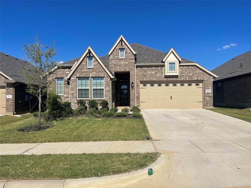 1015 Eastland Lane, Aubrey, TX 76227