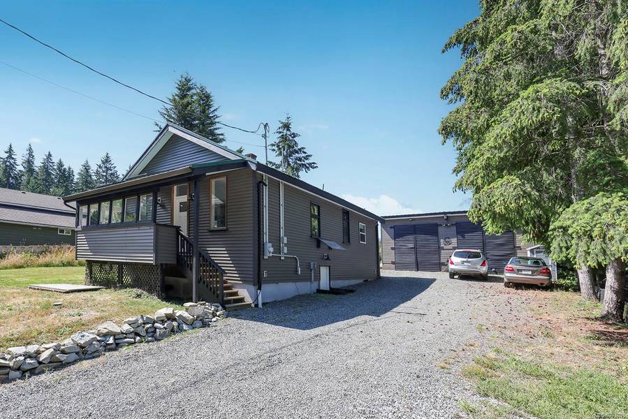 5617 Musgrave Rd, Union Bay, BC V0R 3B0