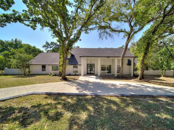 418 E Beady Road, Arlington, TX 76006