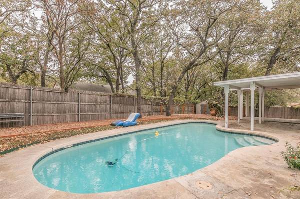 3732 Mulberry Lane, Bedford, TX 76021