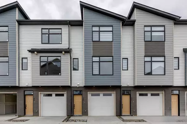 903 Mahogany BLVD Southeast #16, Calgary, AB T3M3W9