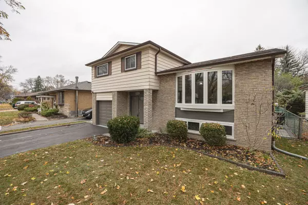 Whitby, ON L1N 2T1,129 Bell DR