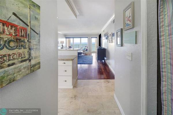 Pompano Beach, FL 33062,750 N Ocean Blvd  #1707