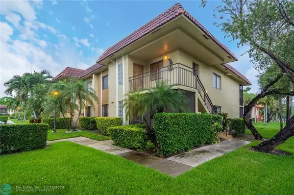 301 LAKEVIEW DR.  #204, Weston, FL 33326