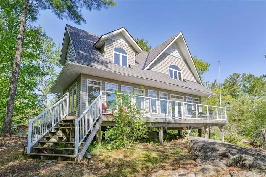 1320 Island 360 RD, Georgian Bay, ON L0K 1S0